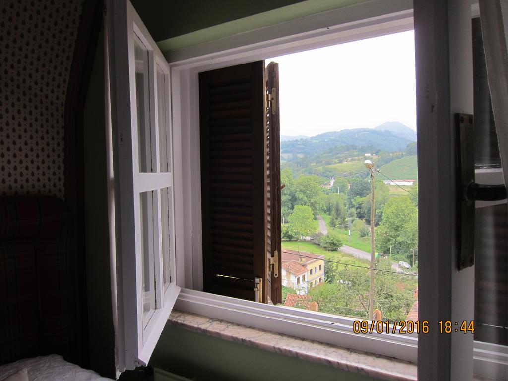 Las Casas Rurales Huerta San Benito Villamayor  Exterior foto
